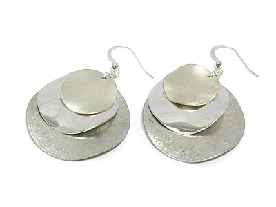 Triple metal round disk earring