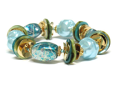 Multi regin beads and shell stretch bracelet