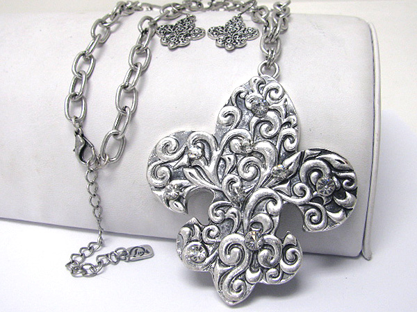 Textured metal fleur de lis pendant long chain neckalce eartring set