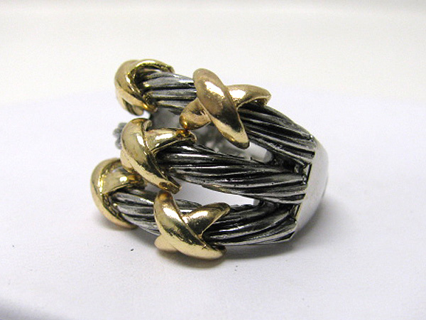 Metal cable style stretch ring