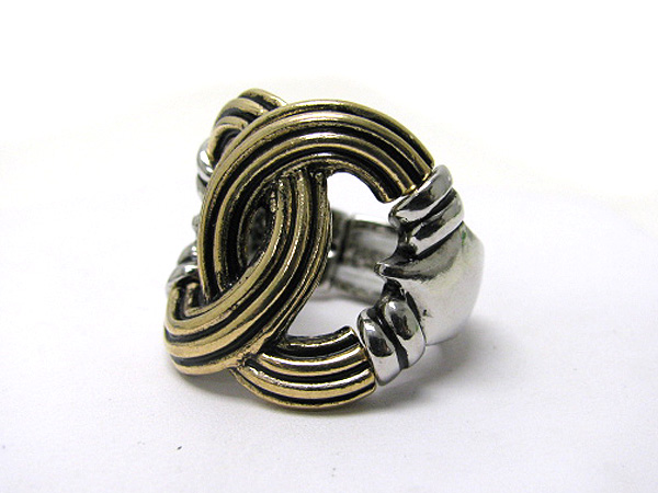 Textued metal interlink shape stretch ring