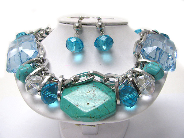 Large facet glass stone and chain link necklace earring set