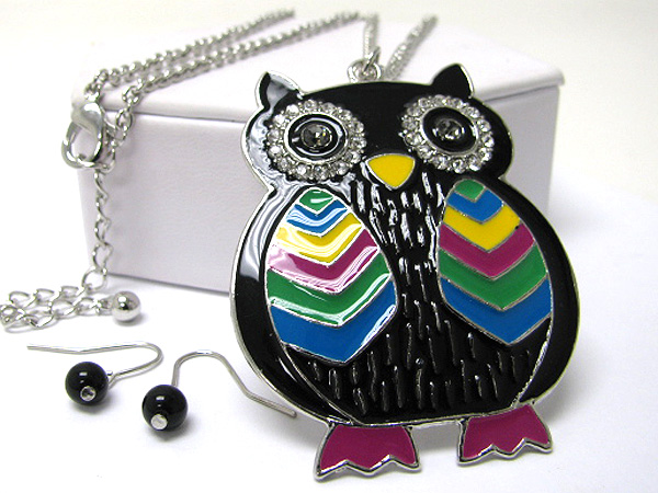 Crystal and enamel owl pendant necklace earring set