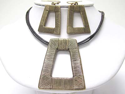 Large architectural metal art work rhombus pendant cord necklace earring set