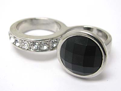 Crystal and facet glass dual finger ring 