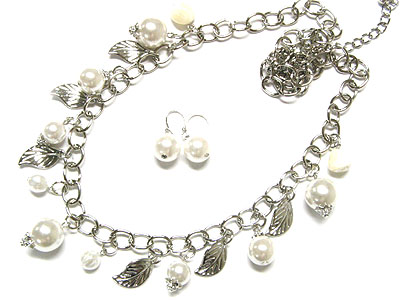 Pearl beads and metallic leaves charm dangle long necklace and earring set