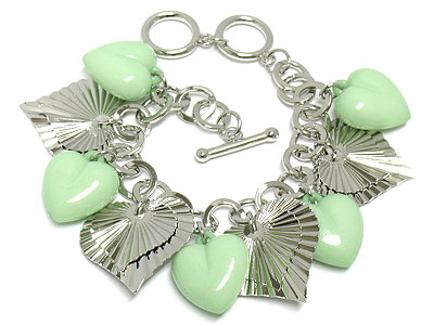 Solid acrylic and metal heart charm bracelet