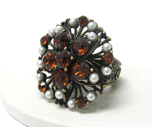 Pearl and crystal deco flower stretch ring