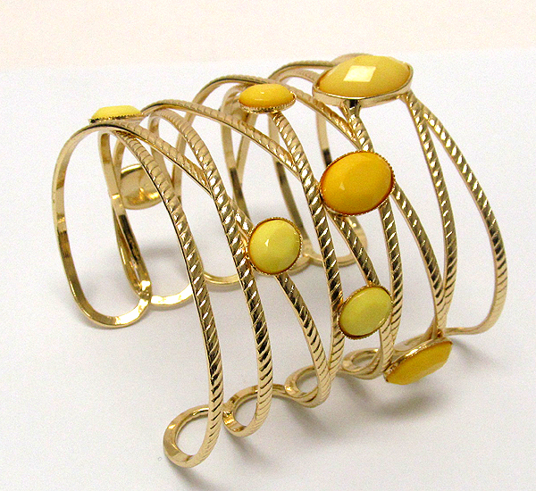 Hammered metal cut zigzag metal cuff bangle