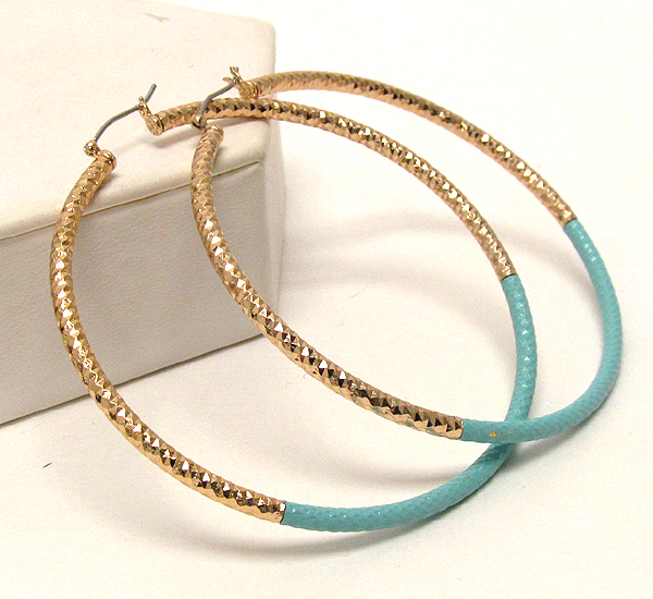 Tri metal hoop earring - hoops