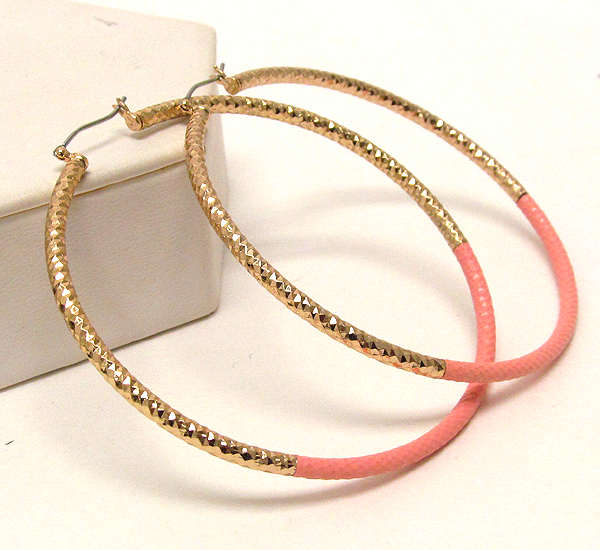 Tri metal hoop earring - hoops