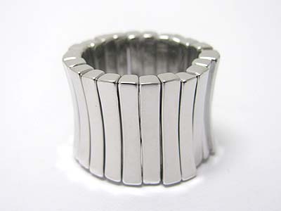 Metal bar stretch ring