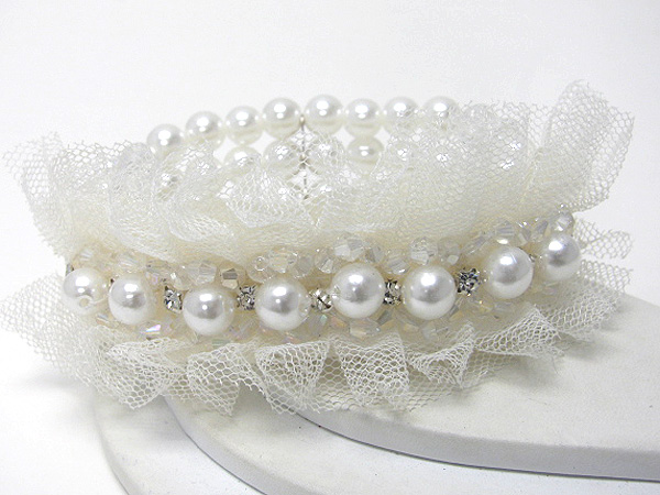 Multi pearl and fabric deco stretch bracelet