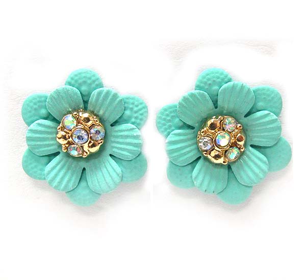 Crystal metal flower stud earring