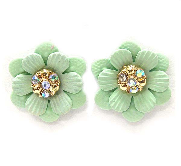 Crystal metal flower stud earring