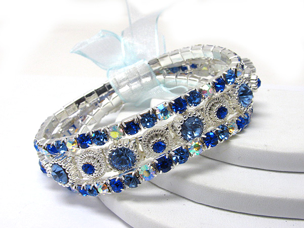 Ribbon tied triple line crystal stretch bracelet