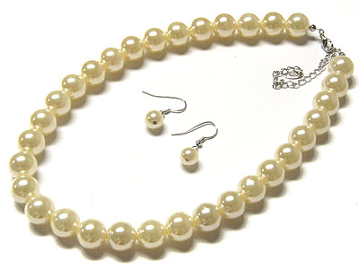 Glass pearl beads necklace set