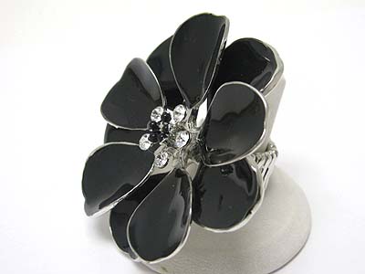 Large crystal stud enamel metal flower stretch ring