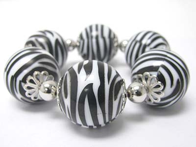 Zebra pattern acryl ball stretch bracelet