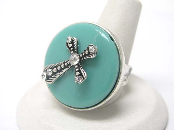 Crysta lstud cross top round stone adjustable ring