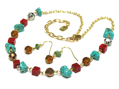 Turquoise and coral beads necklace and earring set