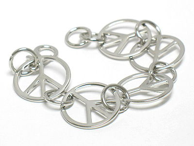 Metal peace link bracelet