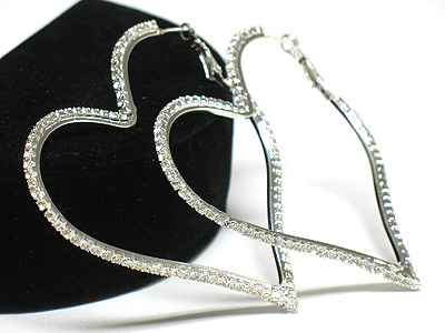 Rhinestone heart earirng