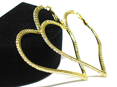 Rhinestone heart earirng