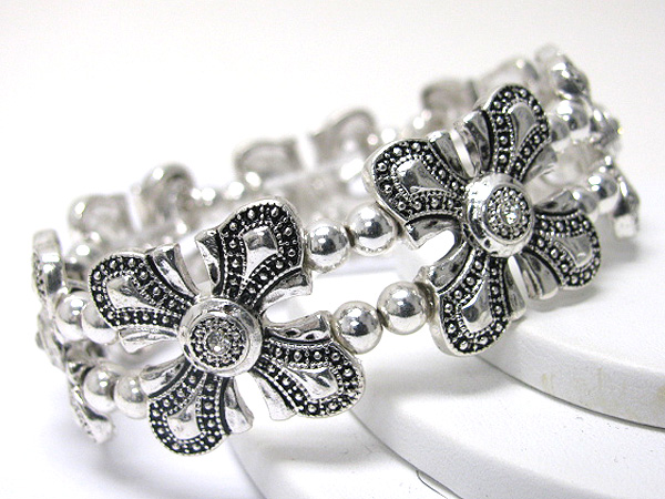 Textured metal cross link stretch bracelet