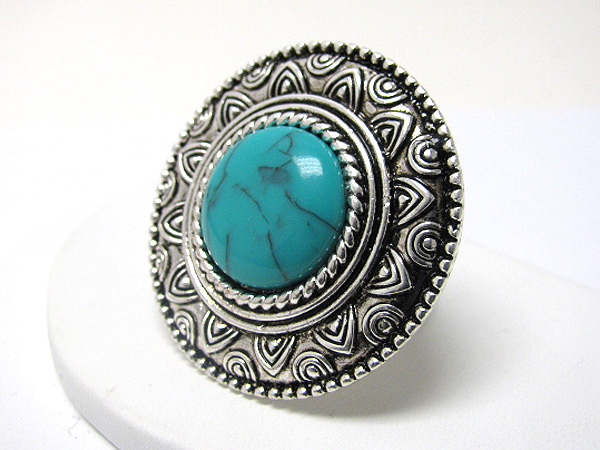 Natural stone and metal filigree stretch ring