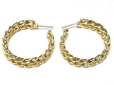 Metal chain shape hoop earring - hoops