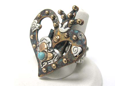 Turquoise stud patina heart stretch ring