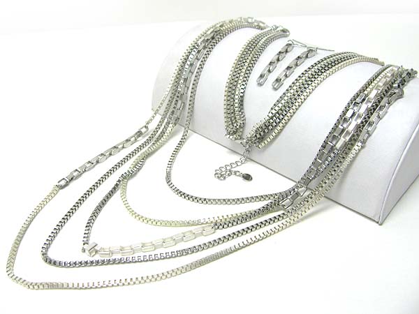 Multi layer mixed metal box chain long necklace