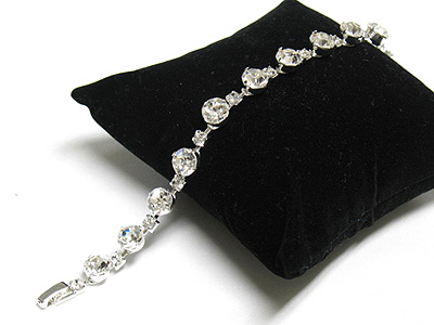 Simple line rhinestone link bracelet