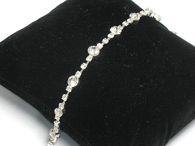 Simple line rhinestone link bracelet