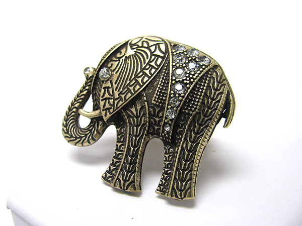 Crystal stud textured metal elephant stretch ring