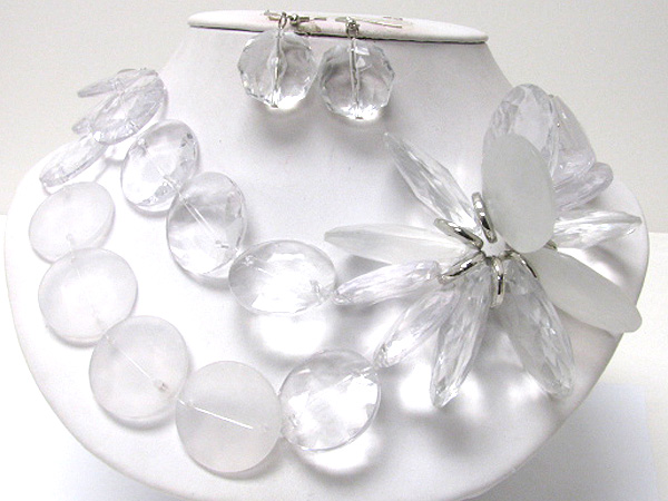 Lucite clear ice flower with ice disk bead double chain necklace earring set - nude fashion trend