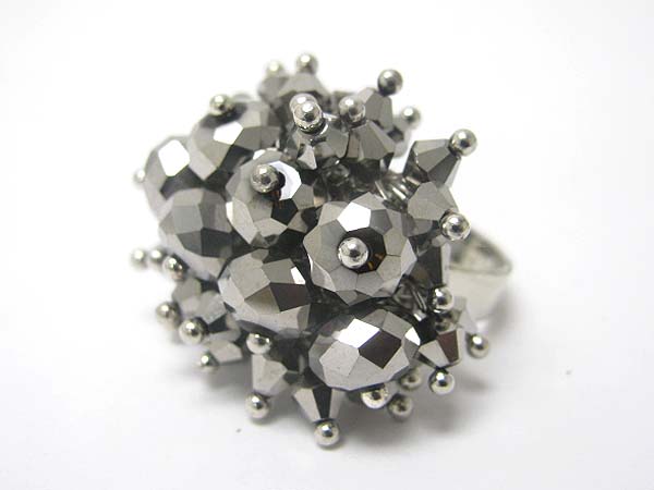 Metallic beads cluster adjustable ring