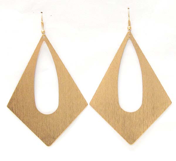 Large scratch large metal diamond shape earring