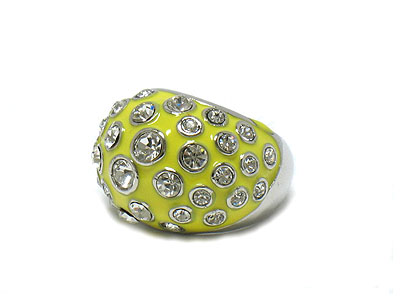 Crystal and enamel fashion glamour ring