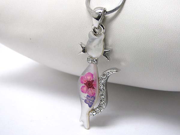 Made in korea whitegold plating crystal and glass art cat pendant necklace