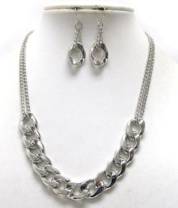 Metal chain front accent necklace earring set