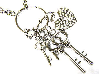 Crystal heart and keys charm dangle necklace