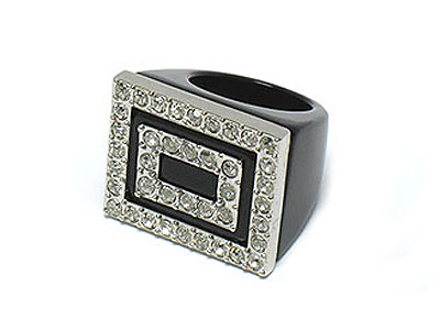 Crystal deco rectangle acryl fashion ring