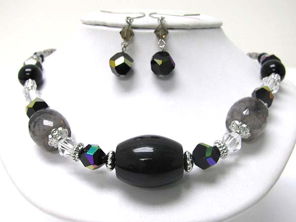 Multi glass bead link necklace set