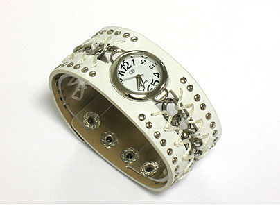 Vintage style wide leather band and metal stud fashion watch