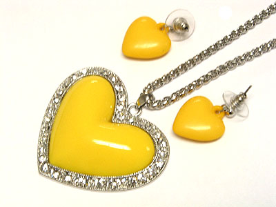 Crystal and acryl heart necklace and matching earring set