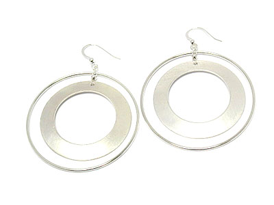 Metal disk and ring dangle earring