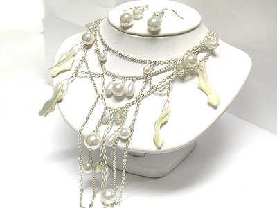 Natural shell and facet acryl ball neckalce and earring set