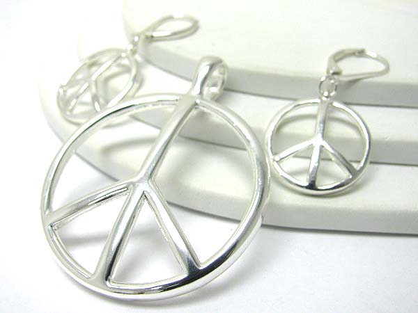 Peace mark pendant and earring set